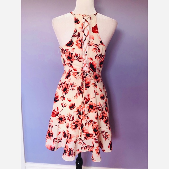 Romeo + Juliet Couture Floral Ruffled Dress - Picture 5 of 7